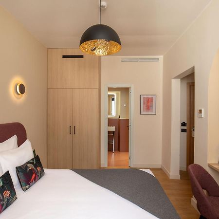 9Hotel Cesari Рим Екстер'єр фото